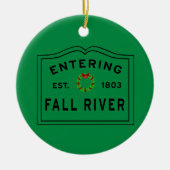 Green Red Entertainment Fall River, MA Christmas Keramik Ornament (Vorne)