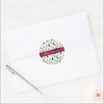 Green Red Merry Christmas Trees Runder Aufkleber<br><div class="desc">Rot grün Weihnachtsbaumen Schneemann</div>