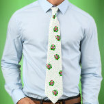 Green Red Wavy Circles Spaß Weihnachtsskelette Krawatte<br><div class="desc">Der Hals dieser Männer ist weiß verstreut mit hellgrünen und roten,  gewellten,  dreidimensionalen Kreisen mit lustigen Weihnachtsskeletten,  die Weihnachtsmannmützen mit Ziergegenständen tragen und mit grünen Punkten bedeckt sind. Zurück ist solide grüne Farbe.</div>