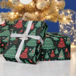 Green Red White Christmas Trees Schwarze Weihnacht Geschenkpapier<br><div class="desc">Mit dem Super Niedlich Black Christmas Wrapping Paper können Sie Ihre Urlaubsgeschenke mit einer Touch zeitgenössischen Charmes versehen. Dieses moderne und stilvolle Verpackungspapier zeichnet sich durch einen raffinierten schwarzen Hintergrund aus und schafft so eine Leinwand für eine reizvolle Weihnachtslandschaft. Die schwarze Kulisse wird durch niedliche Weihnachtsbäume in lebhaften Grün-, Rot-...</div>