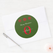 Green Red White Monogram Script Frohe Weihnachten Runder Aufkleber (Umschlag)
