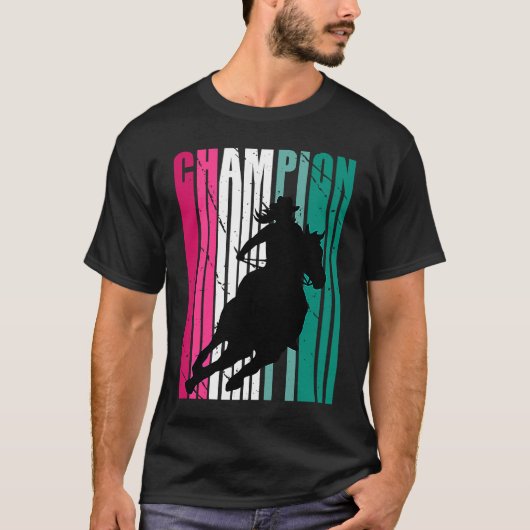 Green Rodeo Champion Cowgirl on Horse Barrel Racin T-Shirt (Vorderseite)