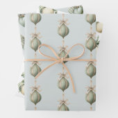 Green Round & Heart Ornaments Christmas Geschenkpapier Set (Beispiel)