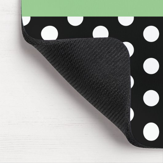 Green Schwarz-weiß Polka Dot Monogram Mousepad (Ecke)