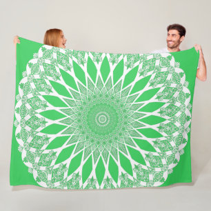 Green Seedling Tristyns Mandala Fleecedecke