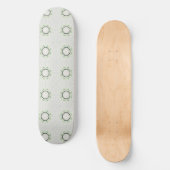 Green Serene Bloom Skateboard (Vorderseite)