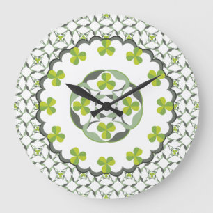 Green Shamrock Clover Celtic Pattern Große Wanduhr
