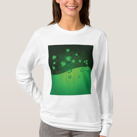 Green Shamrock Clover St Patrick’s Day Luck T-Shirt (Vorderseite)