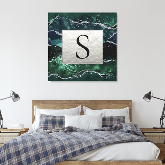 Green Silver Glitzer Marble Geode Agate Monogram Leinwanddruck (Insitu (Schlafzimmer))