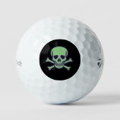 Green Skull Black Taylor Made TP5 Golfbälle 3 pk (Vorderseite)