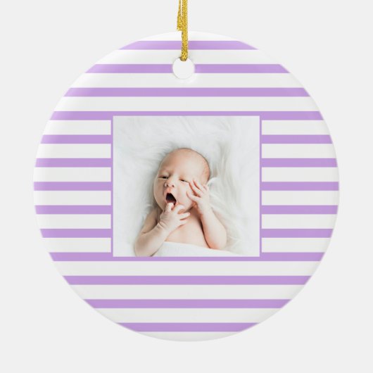 Green Sleepy Baby Dino | Lila Streifen modern Keramik Ornament (Hinten)
