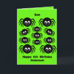 Green Spider Halloween GeburtstagsSohn Karte<br><div class="desc">Eine personalisierte Spinnenspielerkarte zum Geburtstag von Halloween, die eine Menge gruseliger Spinnen enthält. Sie können die Vorderseite dieser grünen Spinne leicht mit ihrem Alter und Namen auf halber Strecke zwischen der Geburtstagskarte eines Sohnes personalisieren. Inside liest eine spooktacular Nachricht, die Sie behalten oder bearbeiten können, wenn gewollt. Auf der Rückseite...</div>