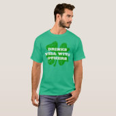 Green St Patricks Day | Gut trinken mit anderen T-Shirt (Vorne ganz)