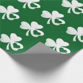 Green St Patricks Day Irish Patty's Heart Kleeblat Geschenkpapier (Ecke)