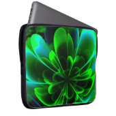 Green Stilized Corolla Bent Up Petals Laptopschutzhülle (Vorne Rechts)