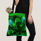 Green Stilized Corolla Bent Up Petals Tasche (Von Nahem)