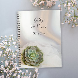 Green Succulent auf White Wedding Guest Book Notizblock