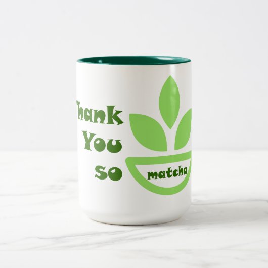 Green Tea Cheers: Danke Matcha Zweifarbige Tasse (Mittel)