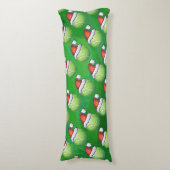 Green Tennis Ball in Weihnachtsmannmütze Muster Seitenschläferkissen (Vorderseite Vertikal)