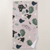 Green Terrazzo Muster Strandtuch (Vorderseite)