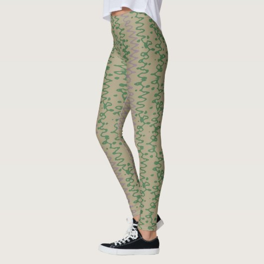 green tones geometric pattern with triangles leggings (Links)
