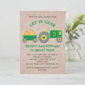 Green Tractor and Pumpkins Fall Birthday Boy Party Einladung (Stehend Vorderseite)