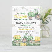 Green Tractor Farm Boy Birthday Party Einladung (Stehend Vorderseite)