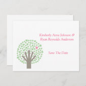 Green Tree Pink Hearts Save the Date Ankündigungspostkarte (Vorne/Hinten)