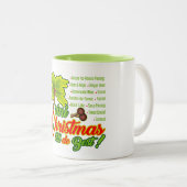 Green Trini Weihnachten ist noch immer das beste Zweifarbige Tasse (VorderseiteRechts)