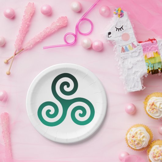 Green Triskele Pappteller (Party)