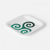 Green Triskele Pappteller (Gewinkelt)