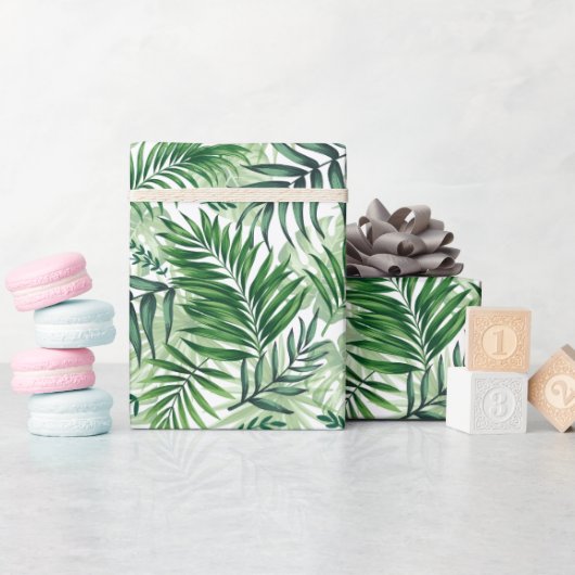 Green Tropical Palm & Monstera Blätter Geschenkpapier (Babyparty)