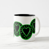 Green und black Hearts 3 zweifarbige Tasse (VorderseiteRechts)