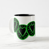 Green und black Hearts 3 zweifarbige Tasse (Vorderseite Links)