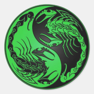 Green und Black Yin Yang Scorpions Runder Aufkleber