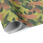 Green und Brown Camouflage Pattern Geschenkpapier (Rolleneckpunkt)