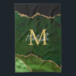 Green und Gold-Marmor Agate Geschirrtuch<br><div class="desc">Dieses Küchentuch mit elegantem und glamourösem Marmorboden mit geode gemstone Details und Imitaten goldenen Glitzer Akzente. Das Monogramm kombiniert handgeschriebene Skripte mit modernen serifenlosen Schriftart für ein elegantes und raffiniertes Aussehen. Dies wird das ideale Geschenk, da es mit einem Namen und Initial angepasst werden kann. Die tiefen, grünen Farbtöne machen...</div>