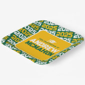 Green und Gold Personalisierter Abschluss Pappteller (Gewinkelt)