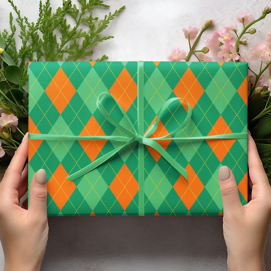 Green und Orange Raute St. Patrick's Day Pattern Geschenkpapier