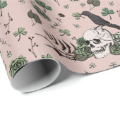 Green und Pink Skull Pattern St Patricks Day Goth Geschenkpapier (Rolleneckpunkt)