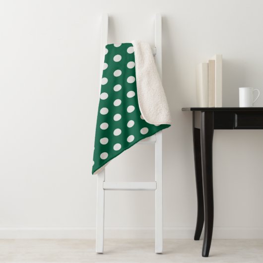 Green und White Polka Dots Sherpadecke (Beispiel)