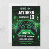 Green Video Game Birthday Party Einladung (Vorderseite)