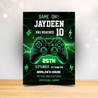 Green Video Game Birthday Party Einladung