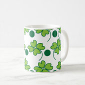 Green Vierblättriges Kleeblatt St Patricks Day Kaffeetasse (VorderseiteRechts)