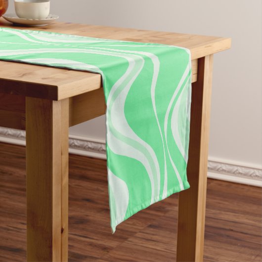 Green Waves Table Runner Kurzer Tischläufer (Beispiel)
