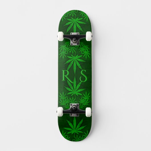 Green Weed Monogramed Skateboard (Vorderseite)