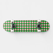 Green Weenii "Weenii Head" Skateboard (mit Rädern) (Horizontal)