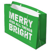 Green & White Gift Bag | Merry & All Things Bright Große Geschenktüte (Rückseite Schrägansicht)