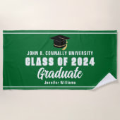 Green White Graduate 2024 Abschluss Keepake Strandtuch (Vorderseite)