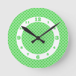 Green White Monochromatic Checks Runde Wanduhr